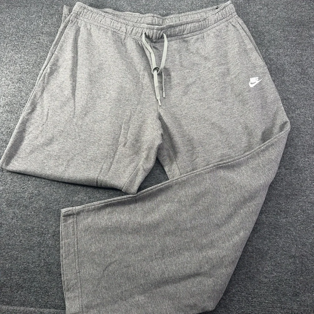 Nike Mens Sportswear Club Fleece Sweatpants Gray Open Hem XL EUC
